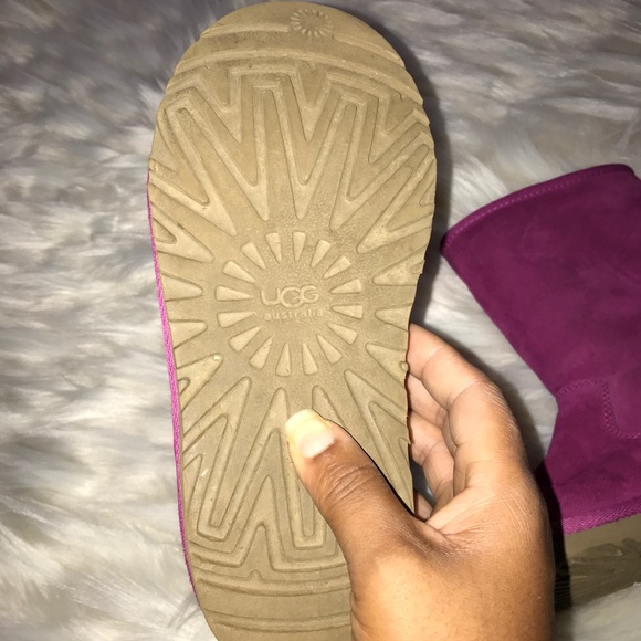 UGG. Girls Ugg Boots (FLAWED) - Picture 7 of 8